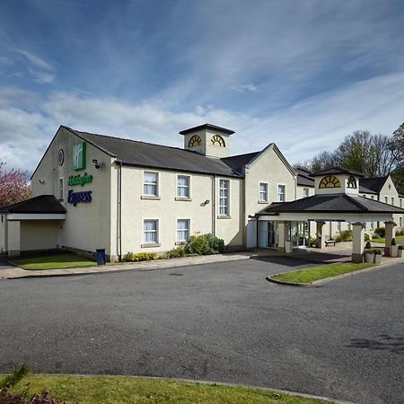 Holiday Inn Express Glenrothes By Ihg Exterior photo